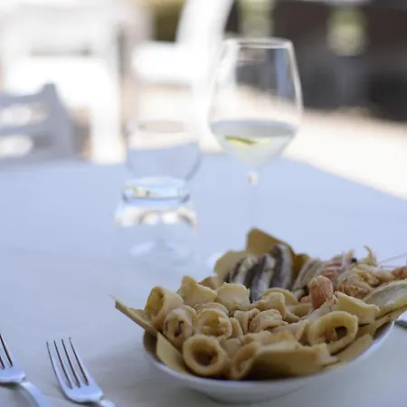 Cozy Holiday In Cologna Spiaggia With Swimming Pool Tatil Evi L'Annunziata