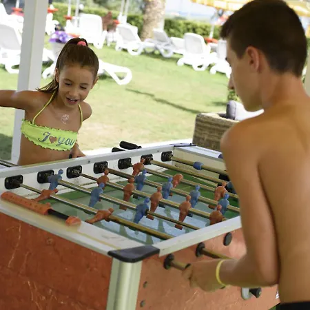 Cozy Holiday In Cologna Spiaggia With Swimming Pool Casa de Férias