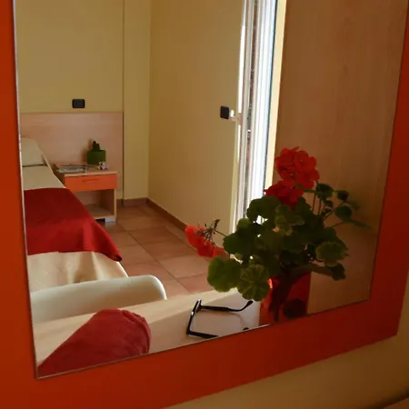 Cozy Holiday In Cologna Spiaggia With Swimming Pool Tatil Evi *