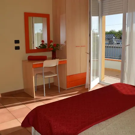 Cozy Holiday In Cologna Spiaggia With Swimming Pool Casa de Férias *