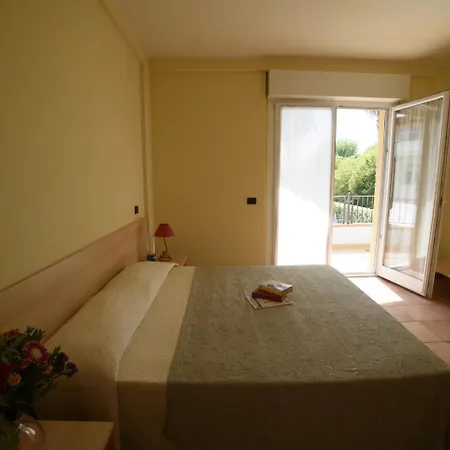 Cozy Holiday In Cologna Spiaggia With Swimming Pool *